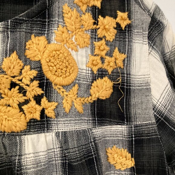 Sister Mary Women Size M Floral Blouse Embroidered Boho Western Loose Cotton - Picture 2 of 11